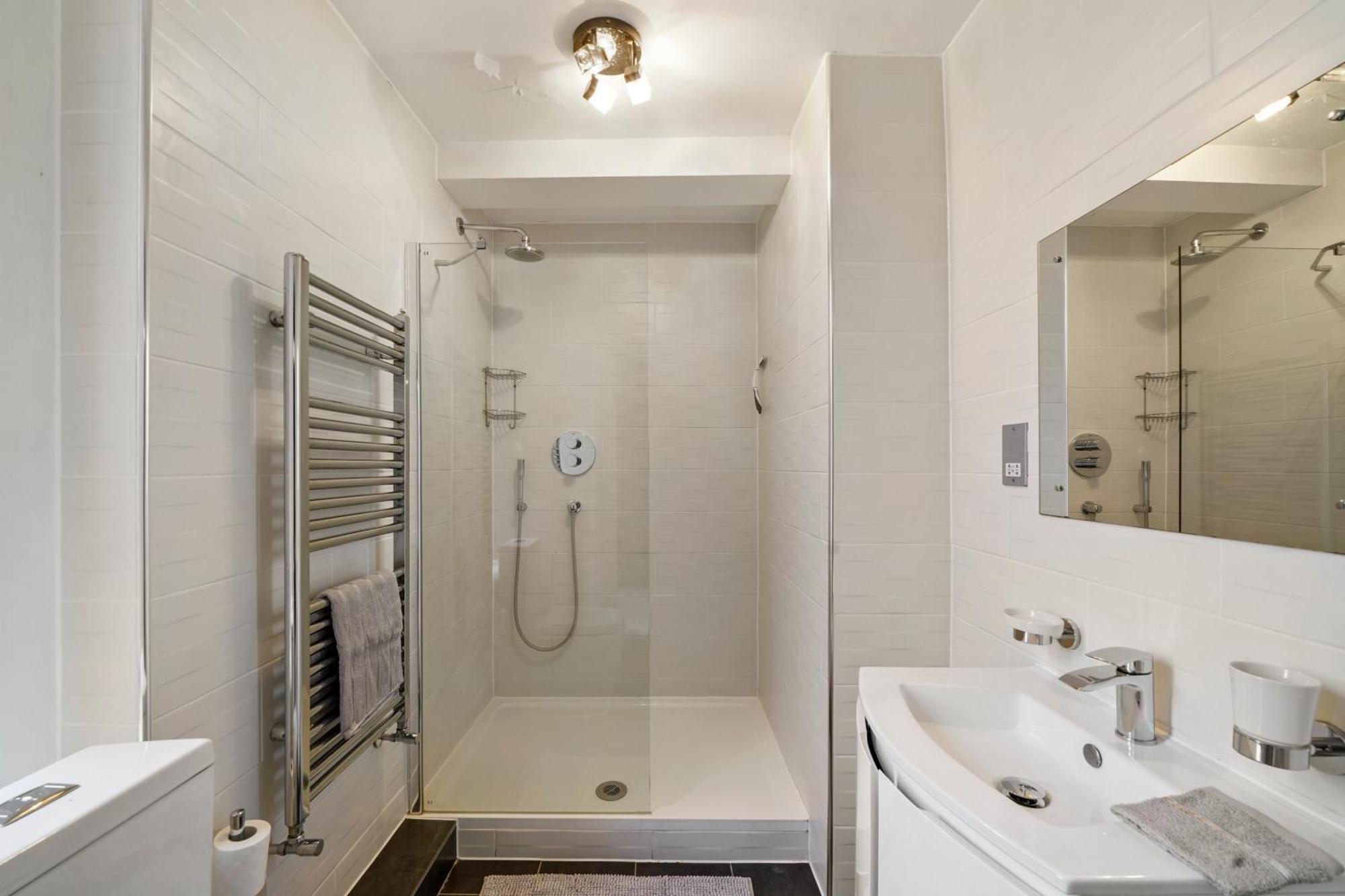 Delightful Flat In London - Sleeps 6 Apartment Exterior photo